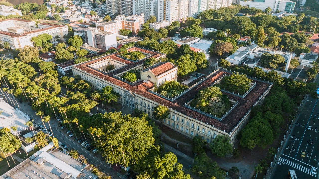 Educação